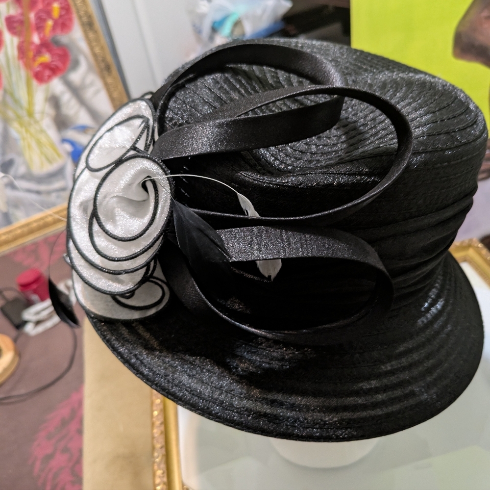 Ladies Dressy Hat